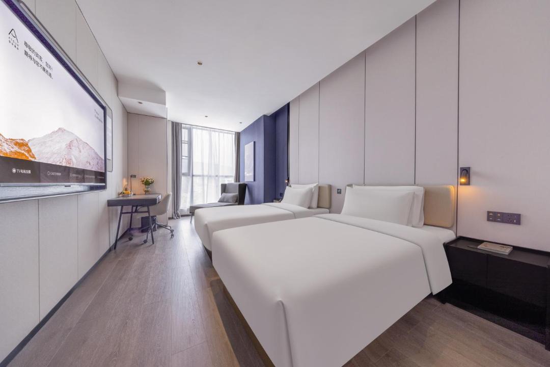 Photo of Bedroom in Emeishan