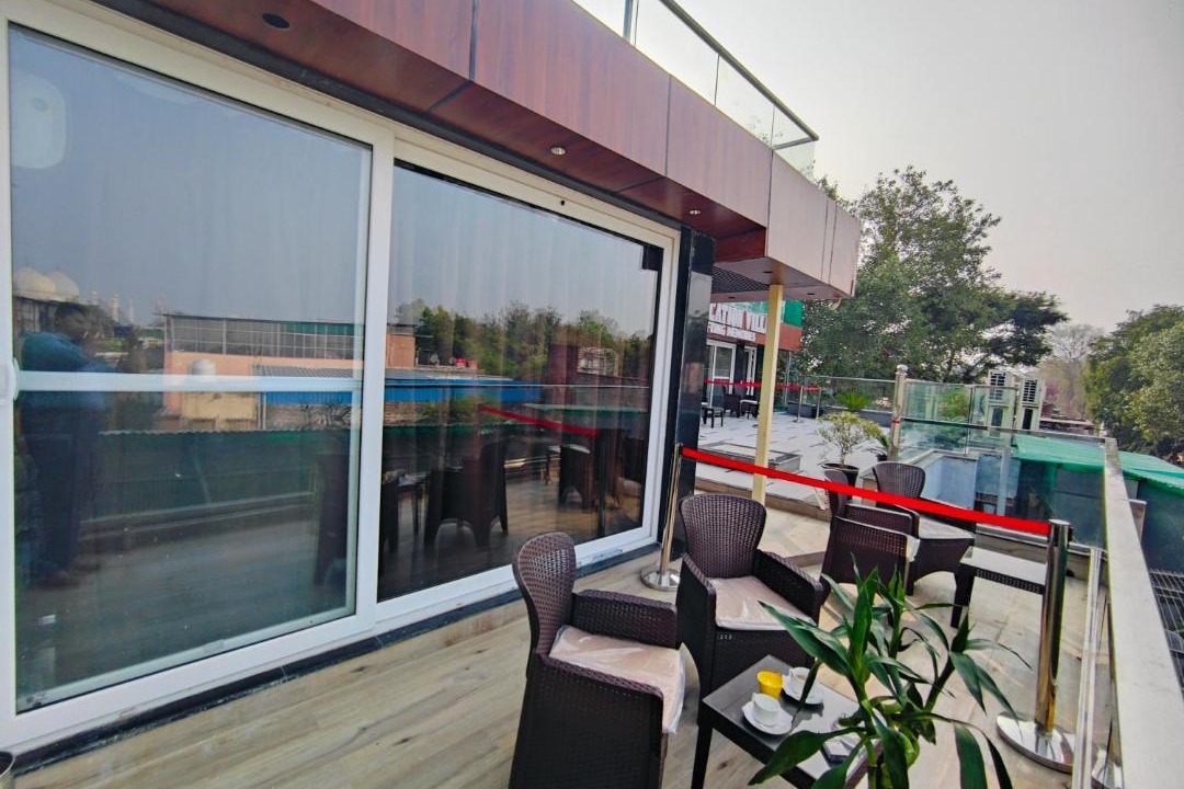 Photo of Patio Balcony in Taj Ganj