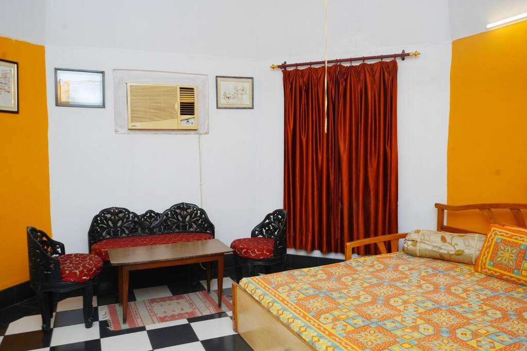 Photo of Bedroom in Lucknow
