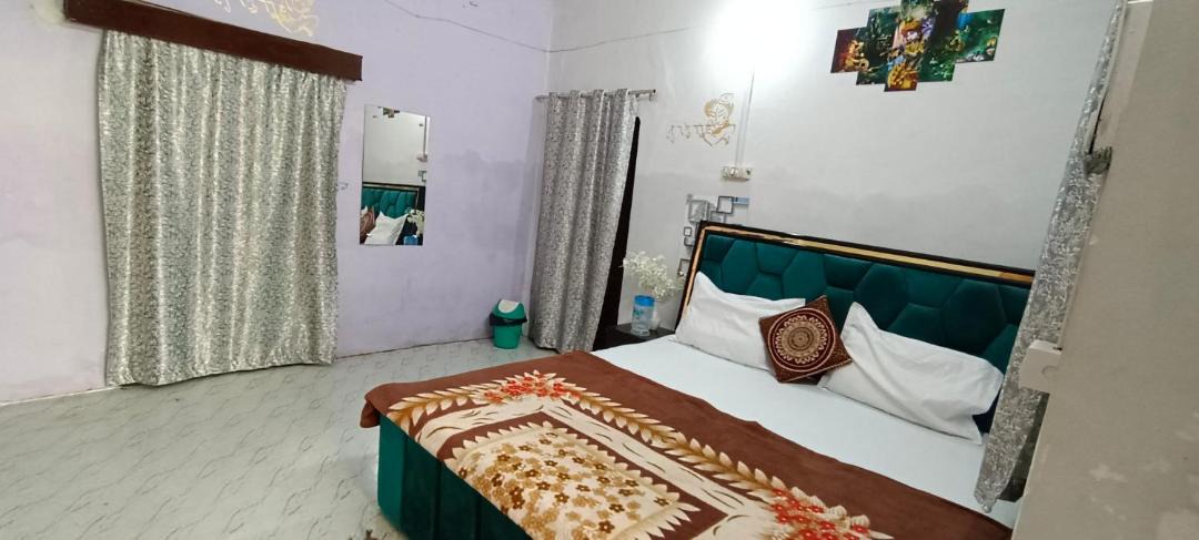 Photo of Bedroom in Mathura