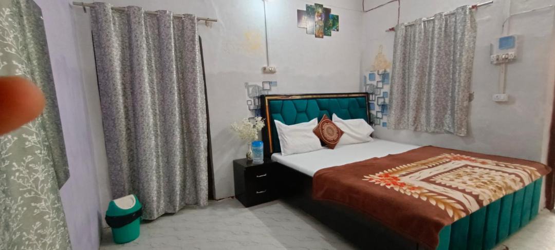 Photo of Bedroom in Mathura