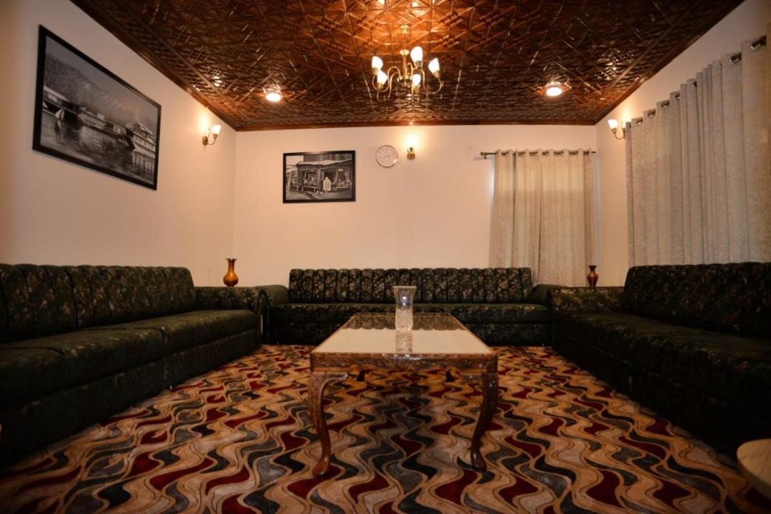 Photo of Others in Nishat-Shalimar