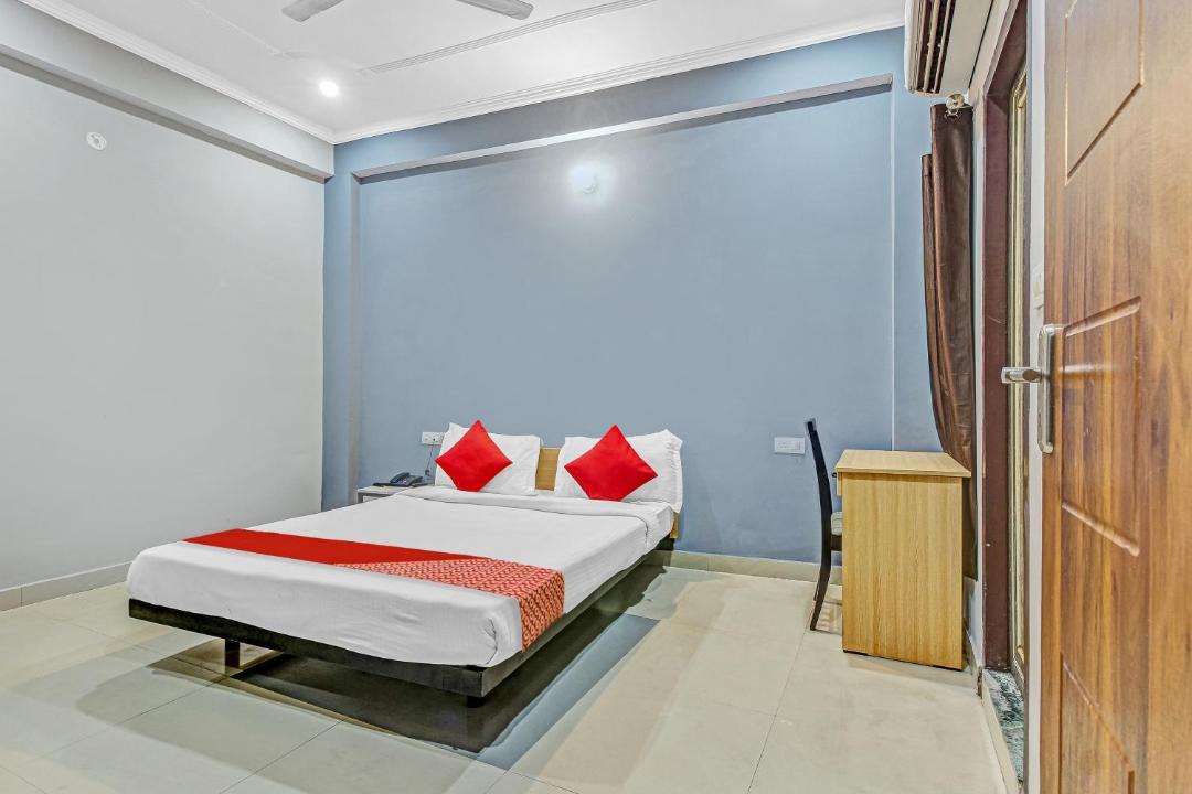 Photo of Bedroom in Indira Nagar