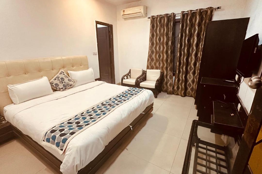 Photo of Bedroom in Agra