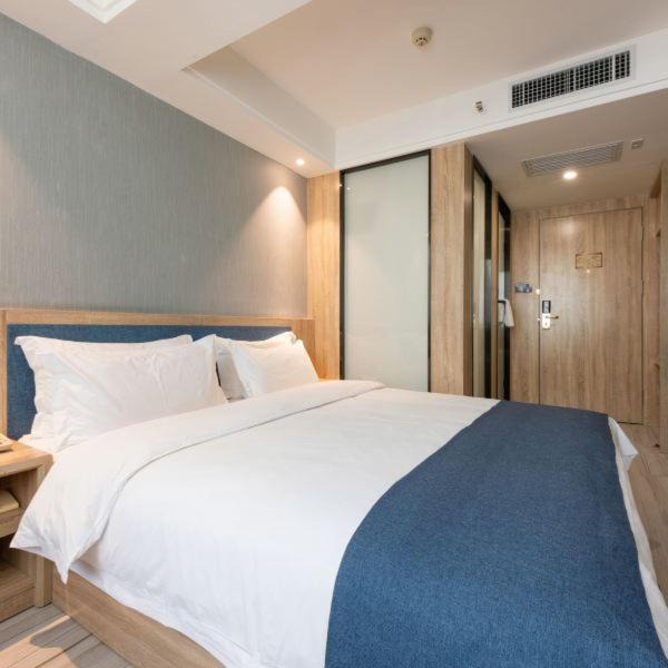 Photo of Bedroom in Tielu East Subdistrict