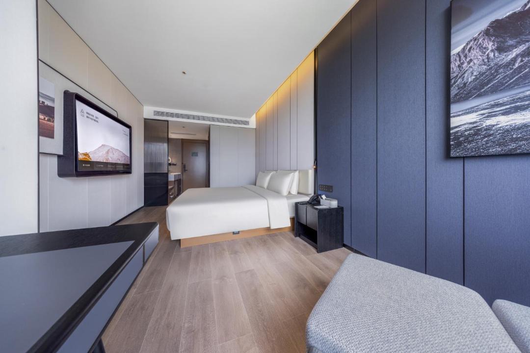 Photo of Bedroom in Emeishan