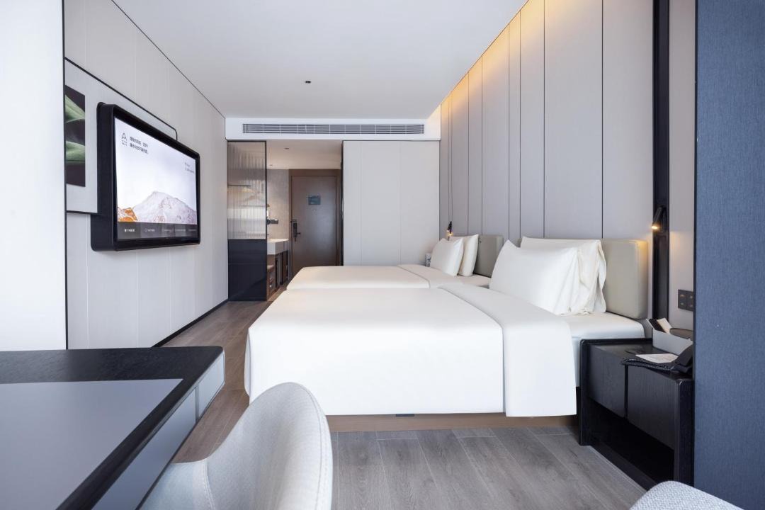 Photo of Bedroom in Emeishan
