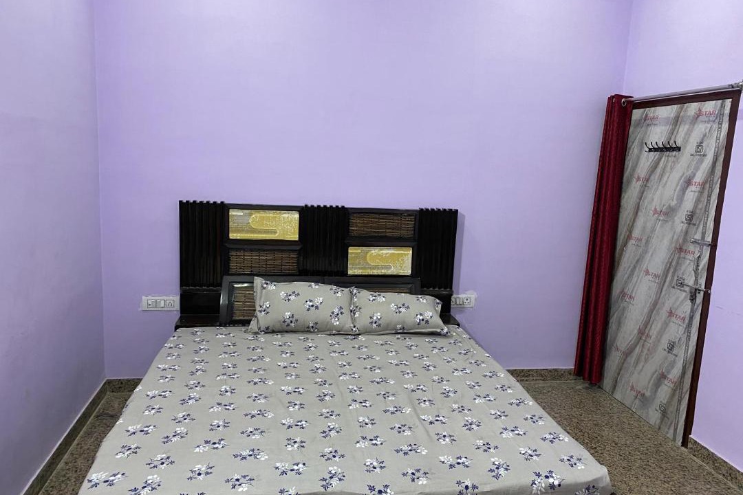 Photo of Bedroom in Vrindavan