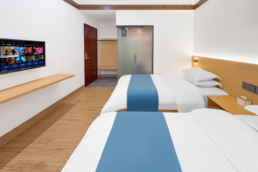 Photo of Bedroom in Fenghuang
