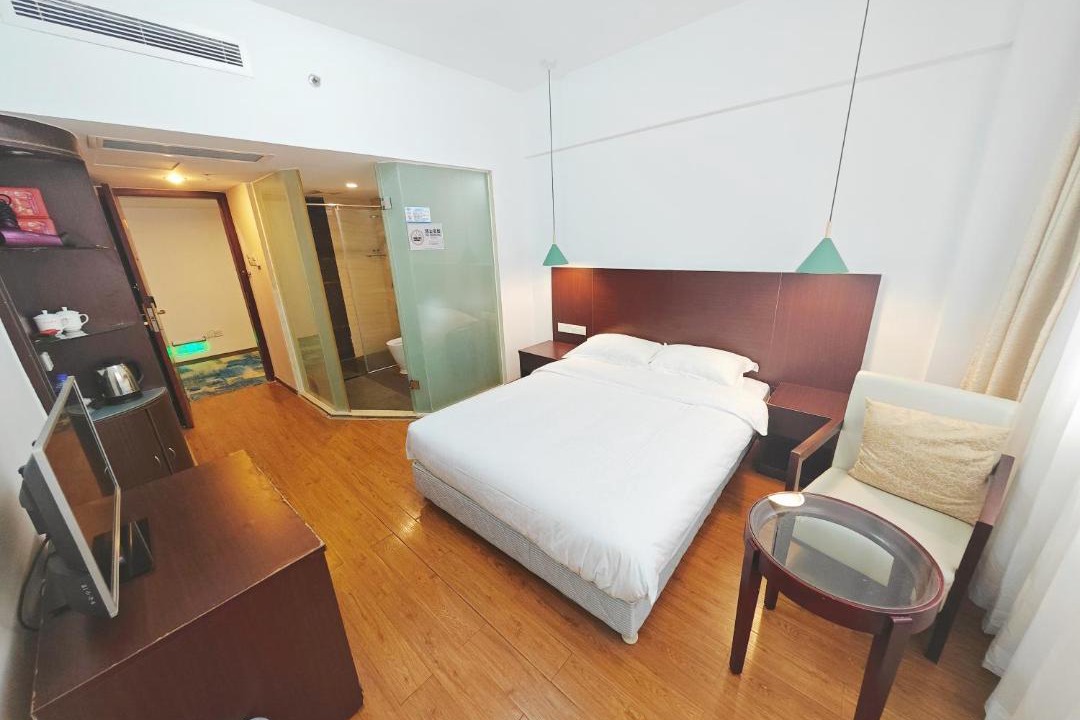 Photo of Bedroom in Huaqiang North