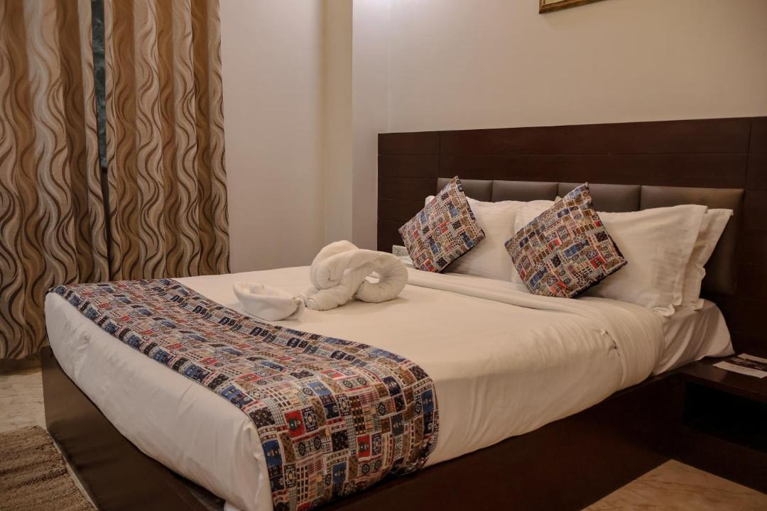 Photo of Bedroom in Taj Ganj