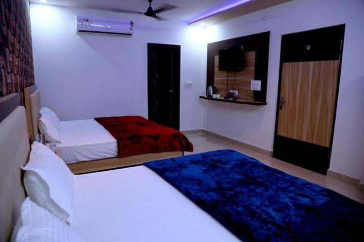 Photo of Bedroom in Taj Ganj