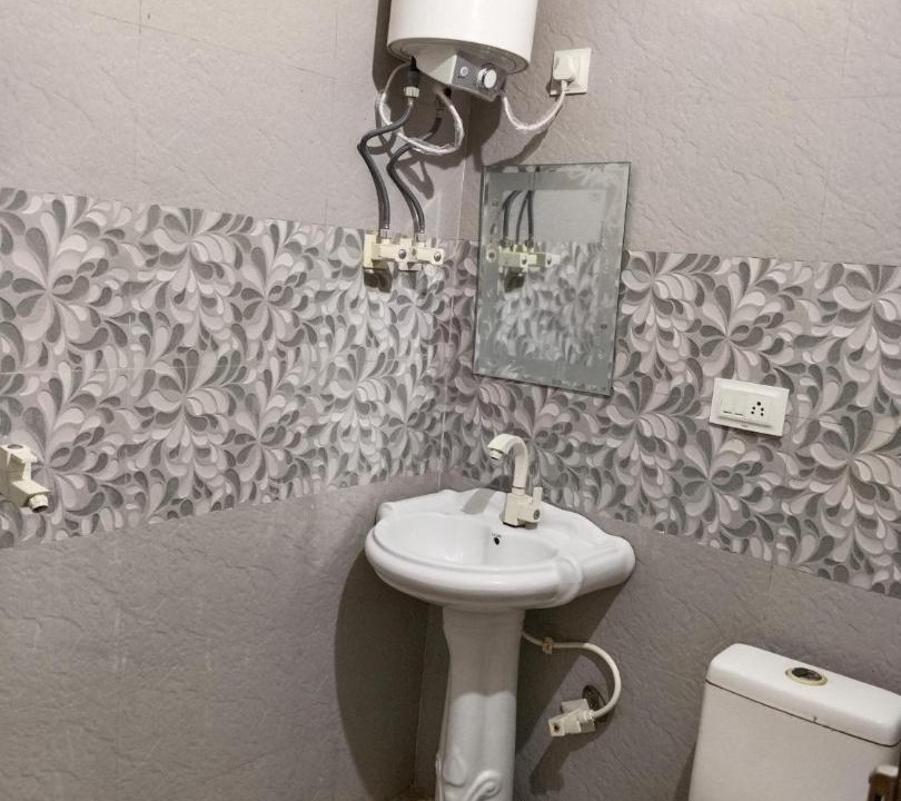 Photo of Bathroom in Govardhan