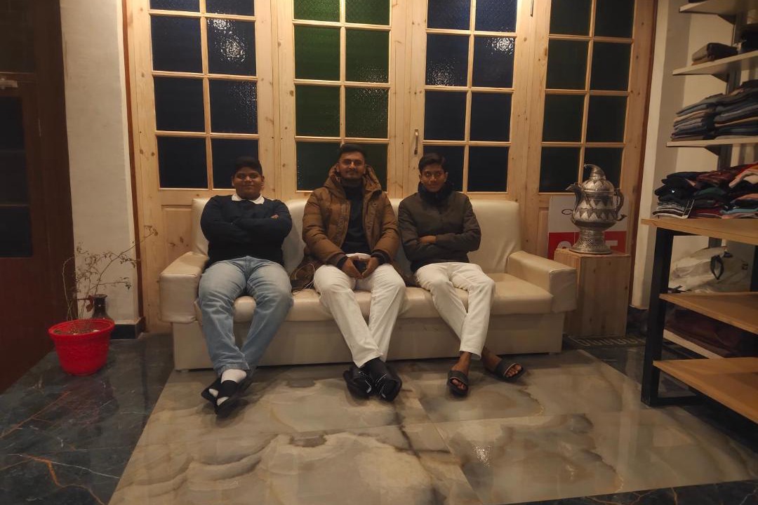 Photo of Others in Srinagar