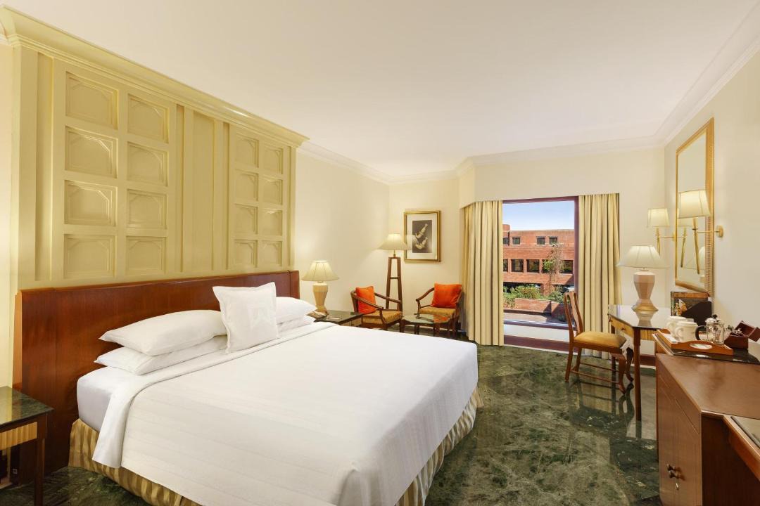 Photo of Bedroom in Taj Ganj