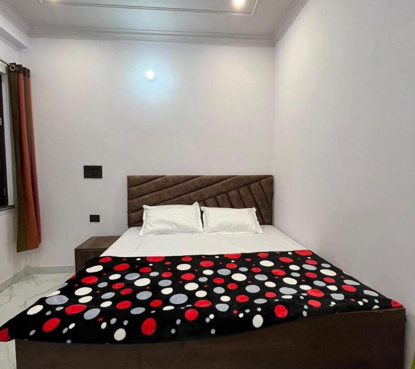 Photo of Bedroom in Mathura