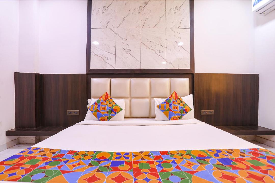 Photo of Bedroom in Taj Ganj
