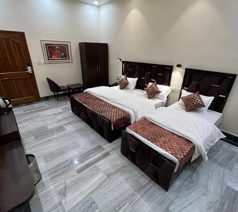 Photo of Bedroom in Mahmoorganj