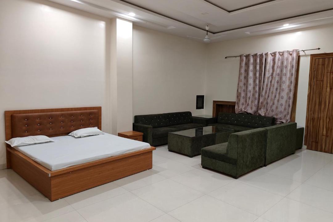 Photo of Bedroom in Govardhan