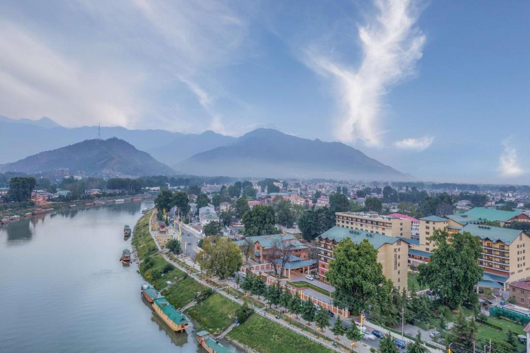 Photo of Others in Srinagar