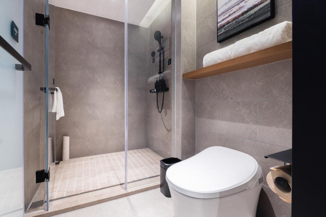 Photo of Bathroom in Yue Lu