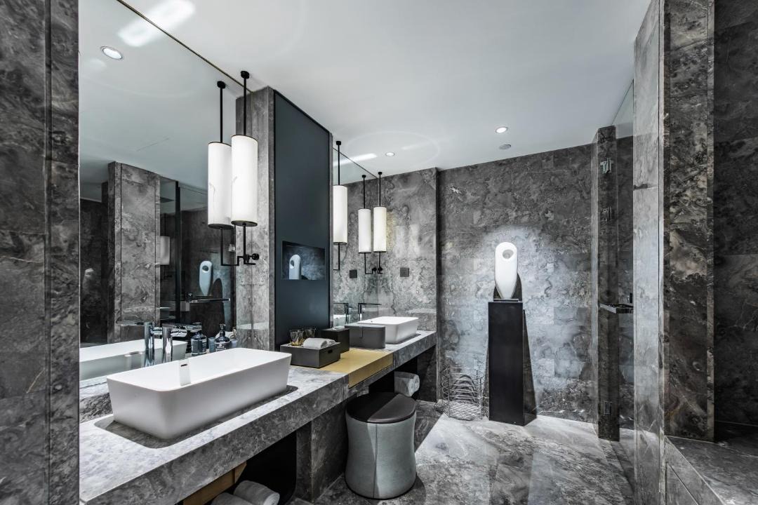 Photo of Bathroom in Downtown Hangzhou