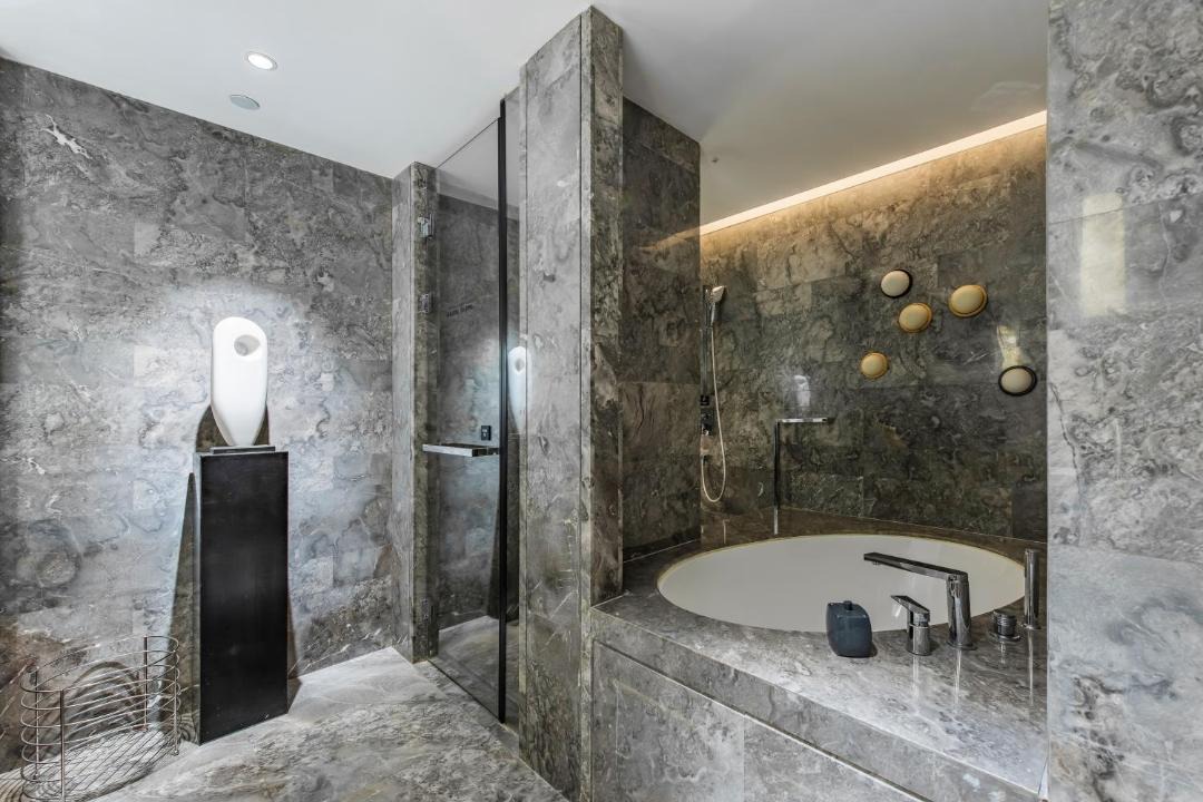 Photo of Bathroom in Downtown Hangzhou