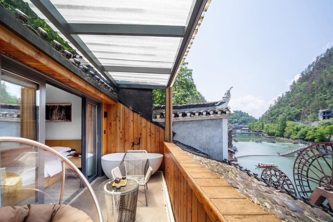 Photo of Others in Fenghuang