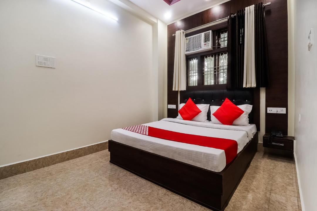 Photo of Bedroom in Malihabad