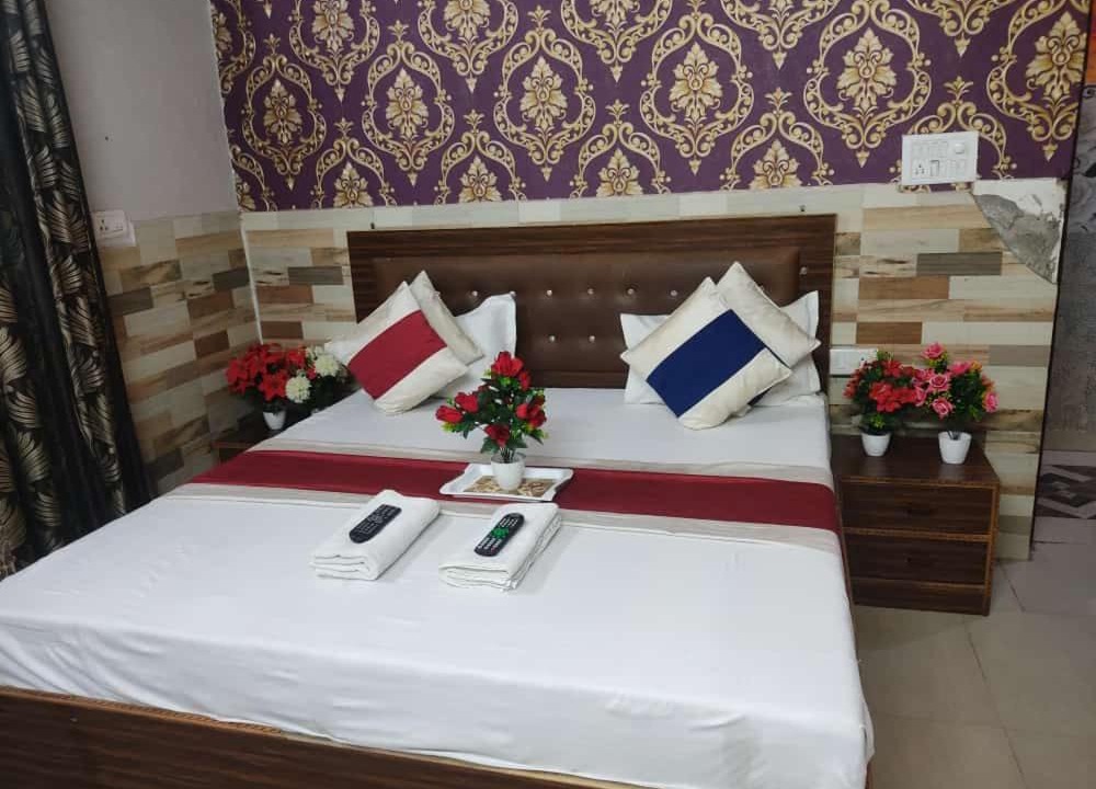Photo of Bedroom in Charbagh