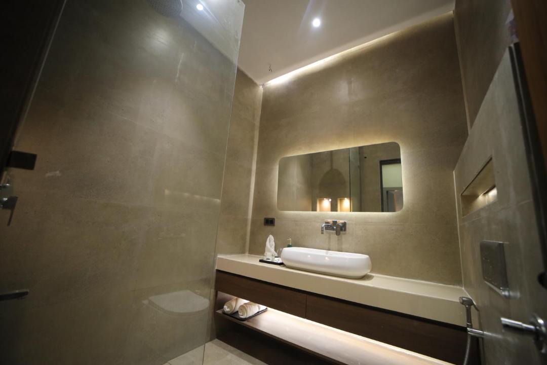 Photo of Bathroom in Taj Ganj