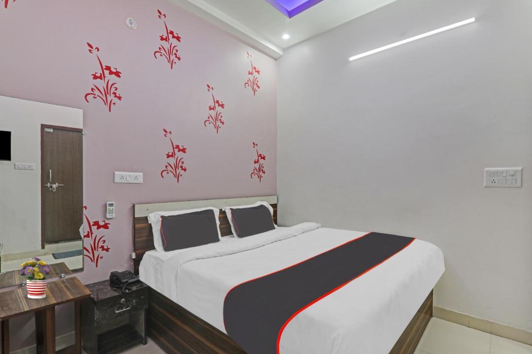 Photo of Bedroom in Lucknow
