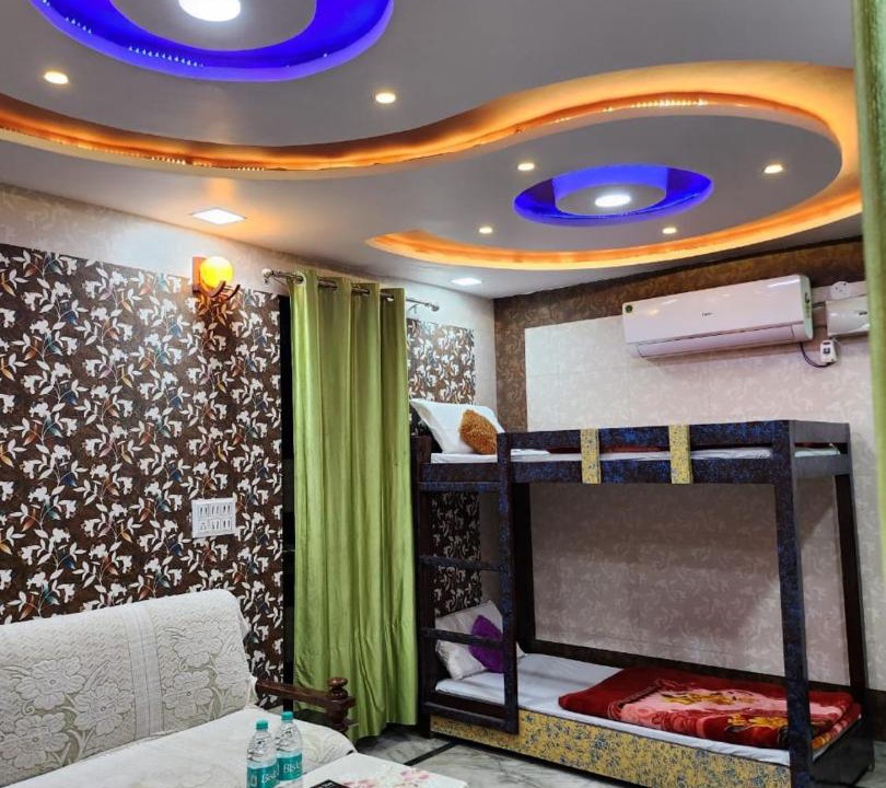 Photo of Livingroom in Taj Ganj