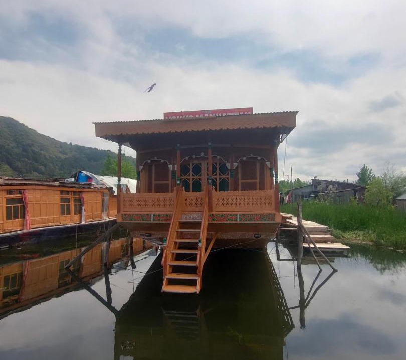 Photo of Others in Dal Lake