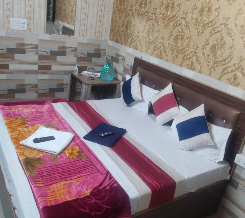 Photo of Bedroom in Charbagh