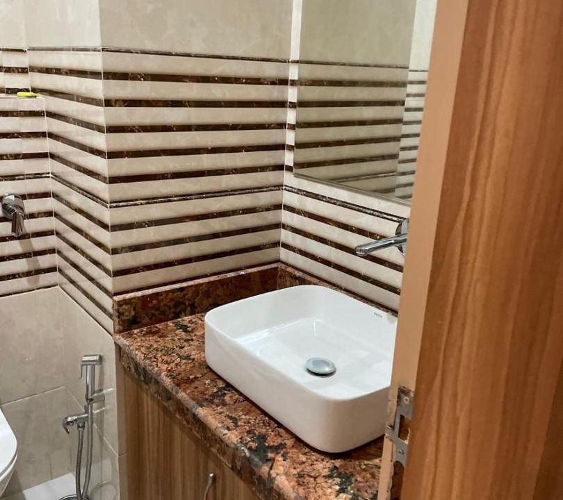 Photo of Bathroom in Govardhan
