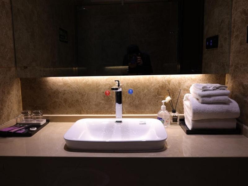 Photo of Bathroom in Bengshan Qu