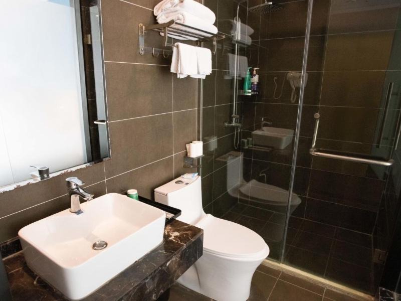 Photo of Bathroom in Yaohai