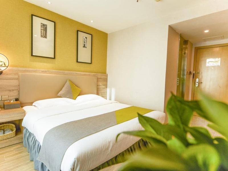 Photo of Bedroom in Buji
