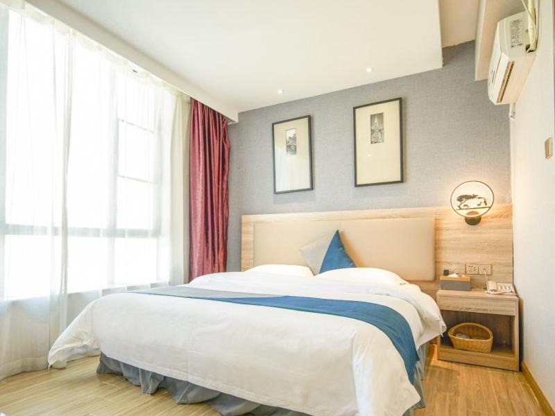 Photo of Bedroom in Buji