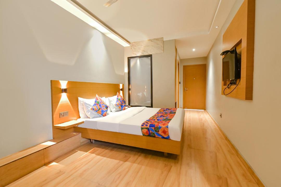 Photo of Bedroom in Sualkuchi