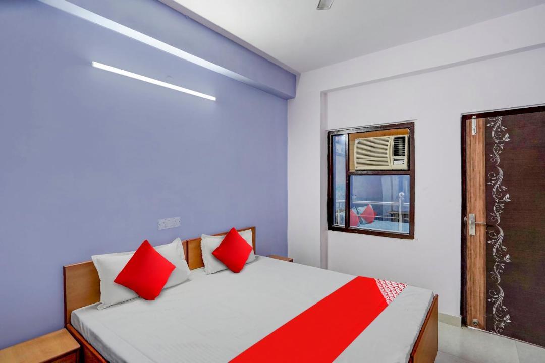 Photo of Bedroom in Sector 27