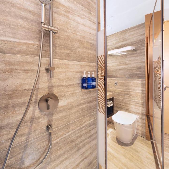 Photo of Bathroom in Islands District