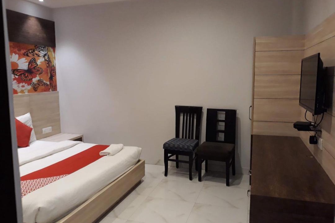 Photo of Bedroom in Charbagh