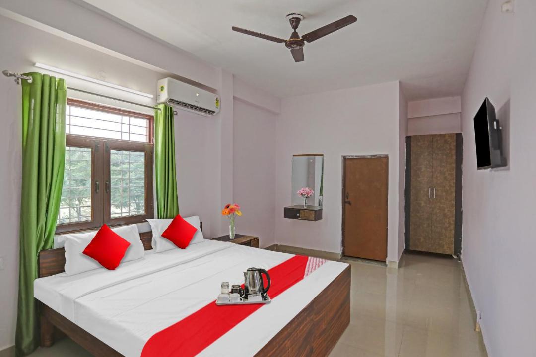Photo of Bedroom in Greater Noida