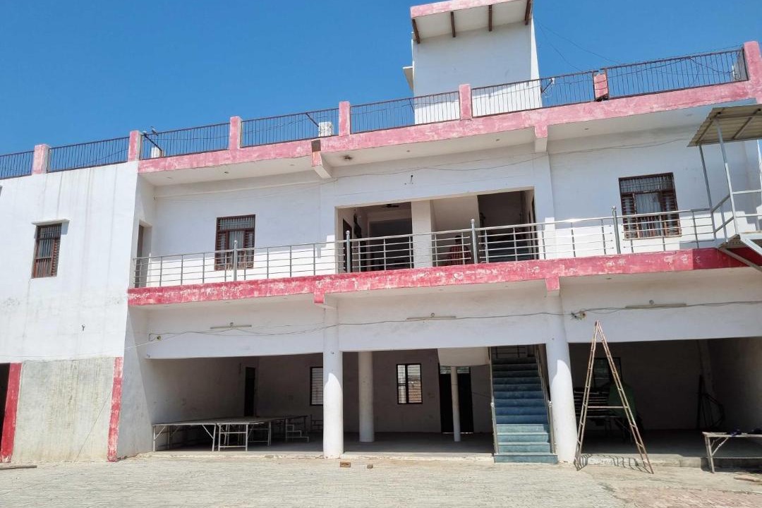 Photo of Buildings in Mat