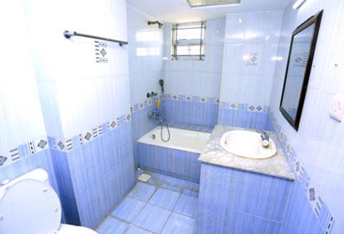 Photo of Bathroom in Dhanmondi