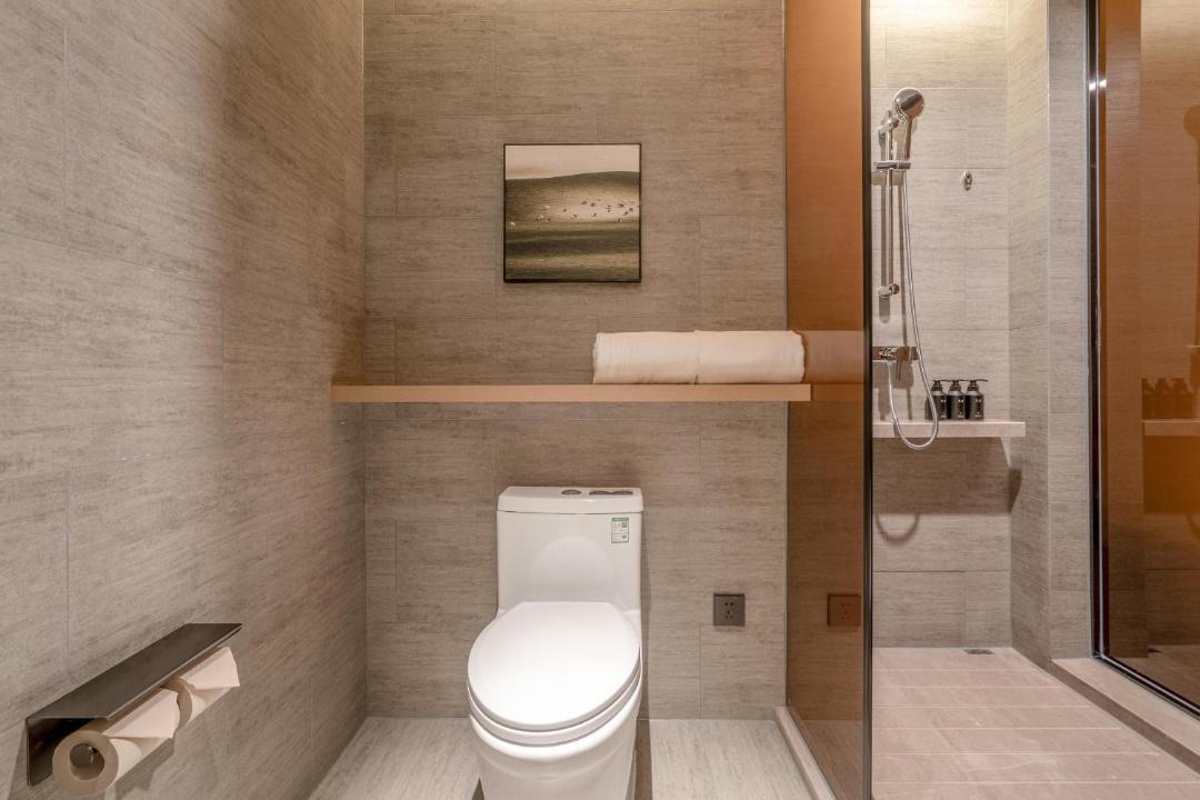 Photo of Bathroom in Hailing District
