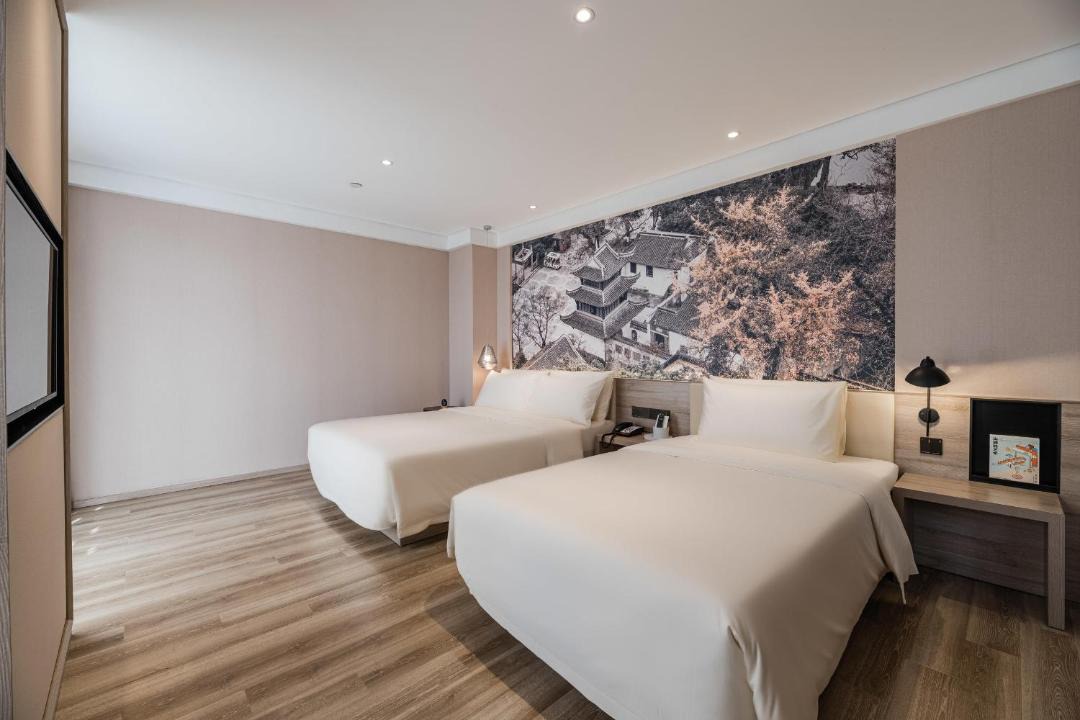 Photo of Bedroom in Runzhou Qu