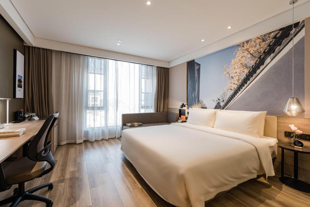 Photo of Bedroom in Runzhou Qu